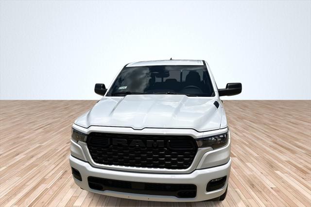2025 RAM Ram 1500 RAM 1500 TRADESMAN QUAD CAB 4X2 64 BOX