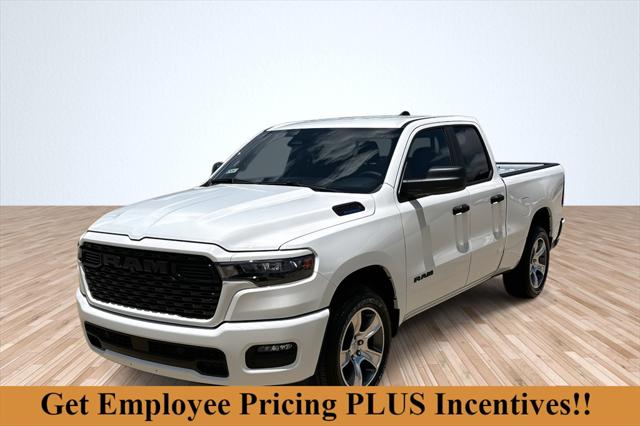 2025 RAM Ram 1500 RAM 1500 TRADESMAN QUAD CAB 4X2 64 BOX