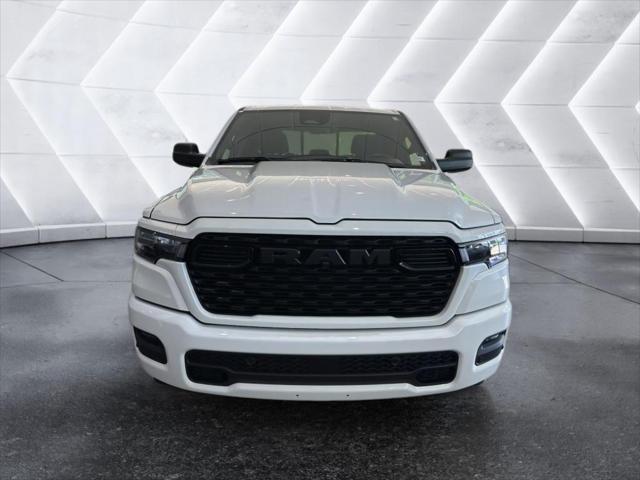 2025 RAM Ram 1500 RAM 1500 TRADESMAN QUAD CAB 4X4 64 BOX