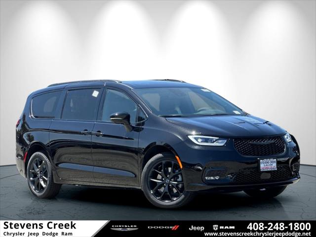 2025 Chrysler Pacifica PACIFICA LIMITED AWD