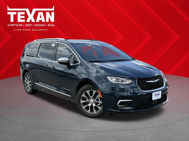 2025 Chrysler Pacifica Hybrid PACIFICA PLUG-IN HYBRID PINNACLE