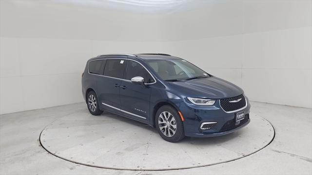 2025 Chrysler Pacifica Hybrid PACIFICA PLUG-IN HYBRID PINNACLE