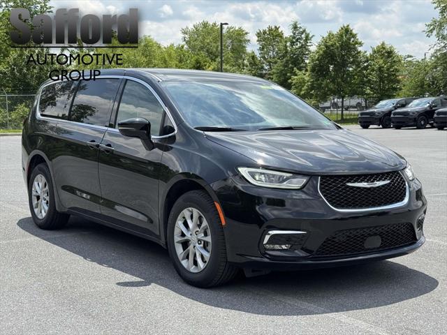 2025 Chrysler Pacifica PACIFICA SELECT AWD
