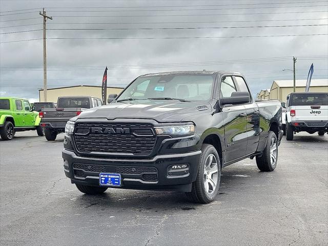 2025 RAM Ram 1500 RAM 1500 TRADESMAN QUAD CAB 4X2 64 BOX