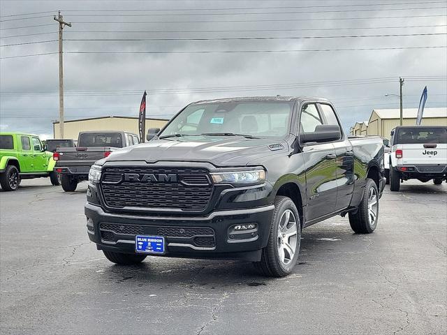 2025 RAM Ram 1500 RAM 1500 TRADESMAN QUAD CAB 4X2 64 BOX