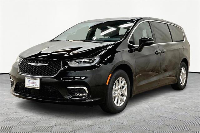 2025 Chrysler Pacifica PACIFICA SELECT