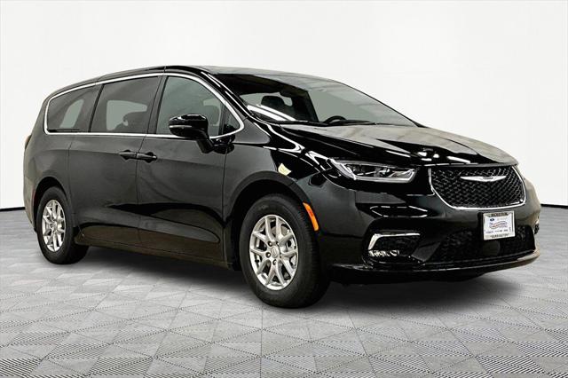 2025 Chrysler Pacifica PACIFICA SELECT
