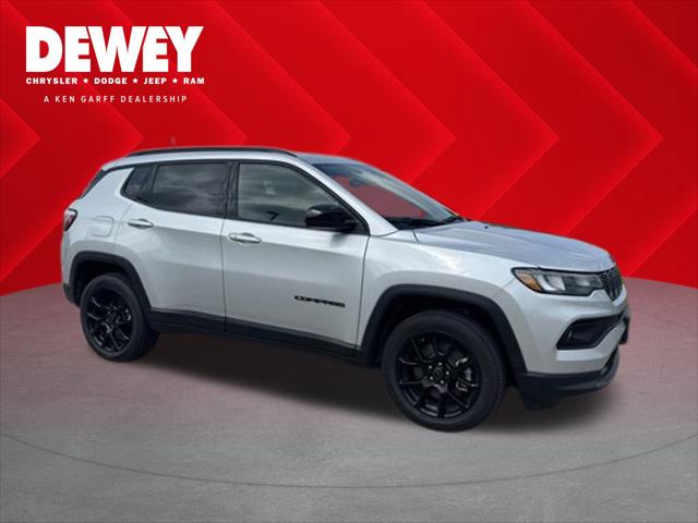 2025 Jeep Compass COMPASS LATITUDE 4X4