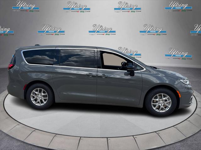 2025 Chrysler Pacifica PACIFICA SELECT