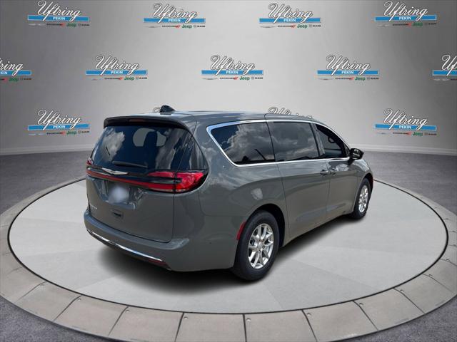 2025 Chrysler Pacifica PACIFICA SELECT