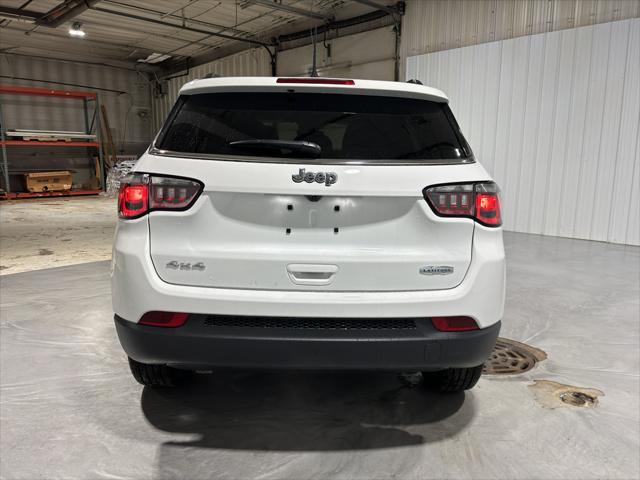 2025 Jeep Compass COMPASS LATITUDE 4X4