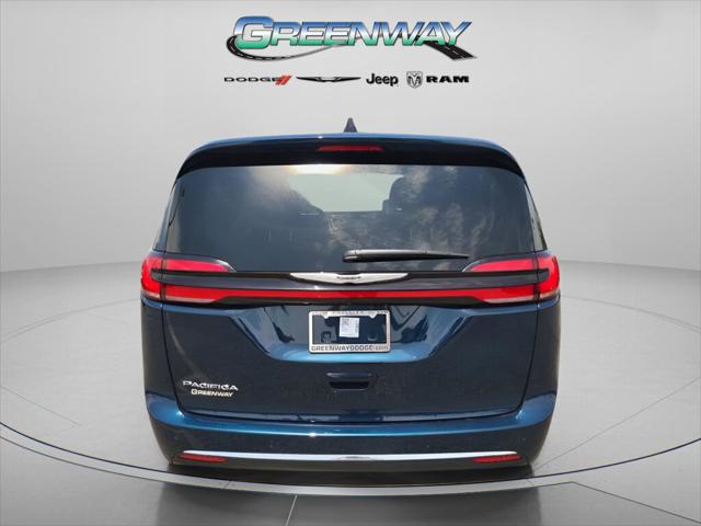 2025 Chrysler Pacifica PACIFICA SELECT