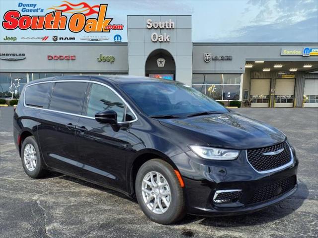 2025 Chrysler Pacifica PACIFICA SELECT