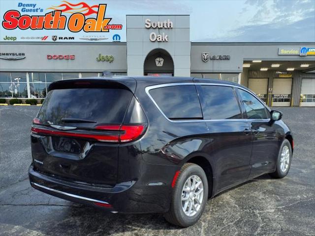 2025 Chrysler Pacifica PACIFICA SELECT