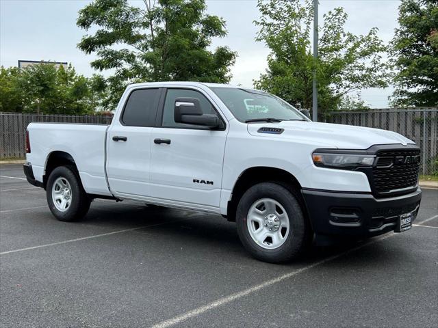 2025 RAM Ram 1500 RAM 1500 TRADESMAN QUAD CAB 4X4 64 BOX