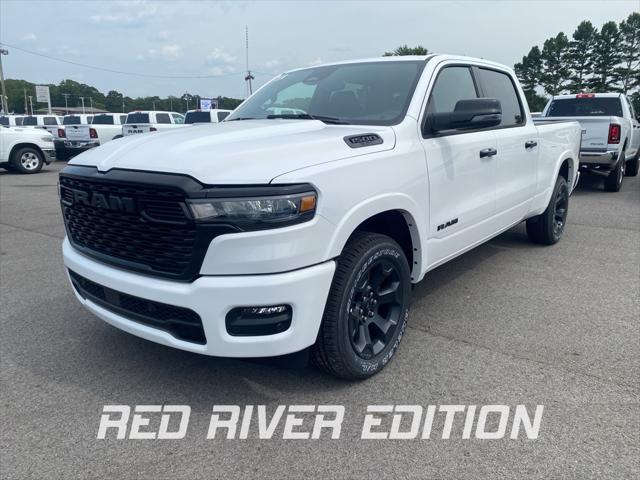2025 RAM Ram 1500 RAM 1500 BIG HORN CREW CAB 4X4 64 BOX