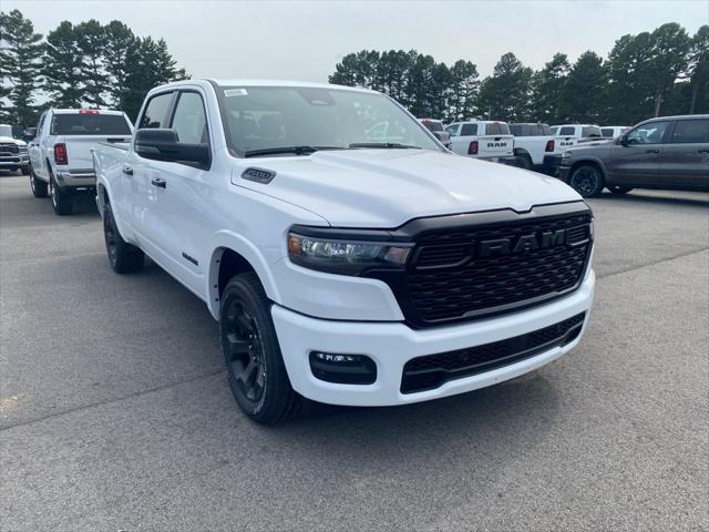 2025 RAM Ram 1500 RAM 1500 BIG HORN CREW CAB 4X4 64 BOX