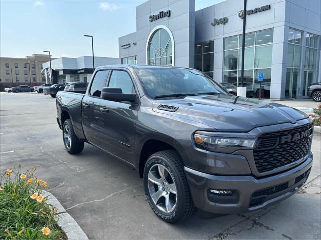 2025 RAM Ram 1500 RAM 1500 TRADESMAN QUAD CAB 4X2 64 BOX