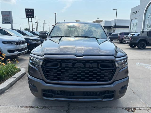 2025 RAM Ram 1500 RAM 1500 TRADESMAN QUAD CAB 4X2 64 BOX