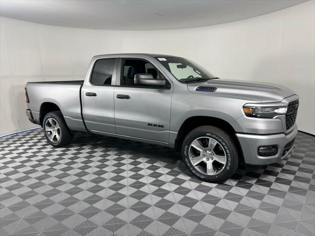 2025 RAM Ram 1500 RAM 1500 TRADESMAN QUAD CAB 4X4 64 BOX