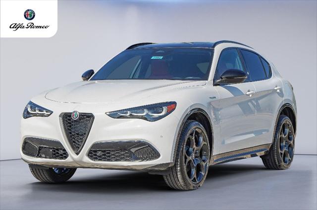 2025 Alfa Romeo Stelvio Sprint AWD