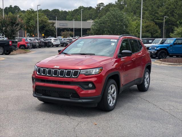 2025 Jeep Compass COMPASS LATITUDE 4X4
