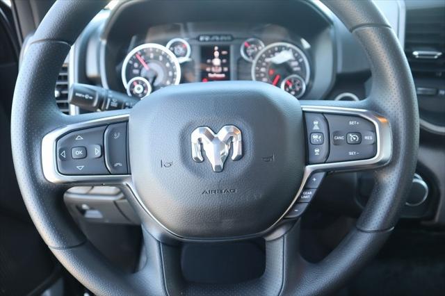 2025 RAM Ram 1500 RAM 1500 TRADESMAN QUAD CAB 4X2 64 BOX