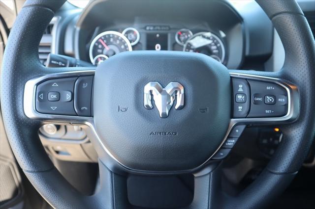 2025 RAM Ram 1500 RAM 1500 TRADESMAN QUAD CAB 4X4 64 BOX