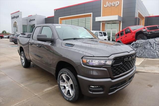 2025 RAM Ram 1500 RAM 1500 TRADESMAN QUAD CAB 4X4 64 BOX