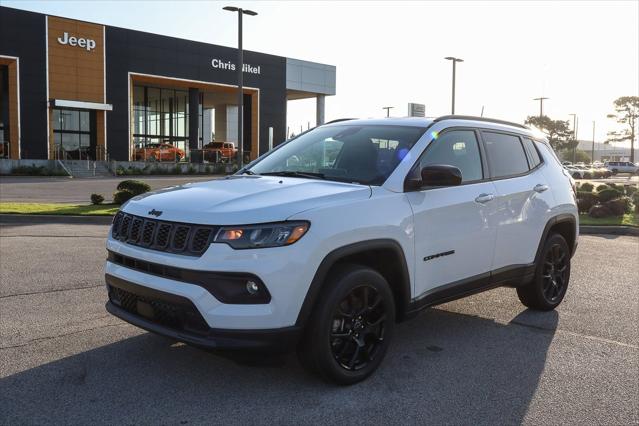 2025 Jeep Compass COMPASS LATITUDE 4X4
