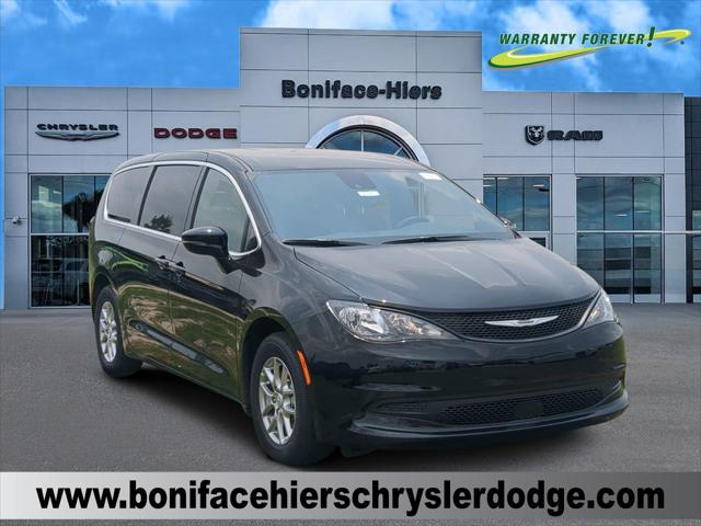 2025 Chrysler Voyager VOYAGER LX