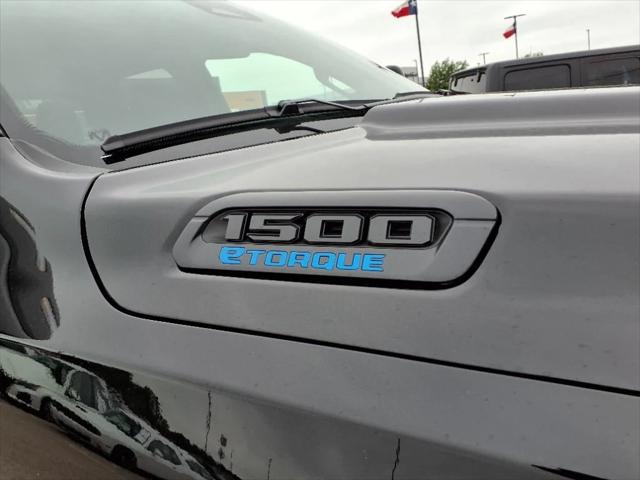 2025 RAM Ram 1500 RAM 1500 TRADESMAN QUAD CAB 4X4 64 BOX