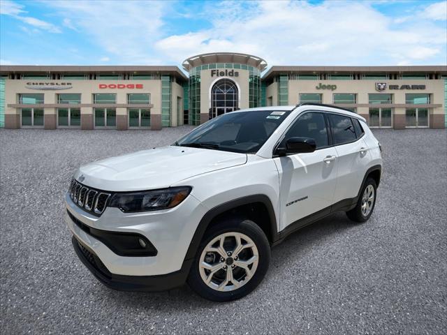 2025 Jeep Compass COMPASS LATITUDE 4X4