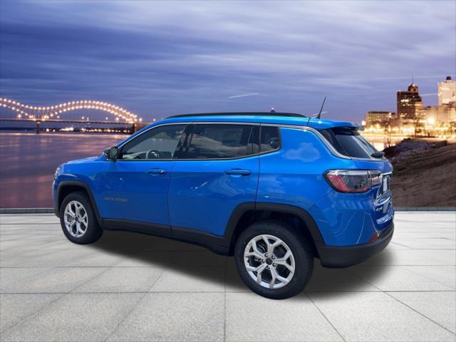 2025 Jeep Compass COMPASS LATITUDE 4X4