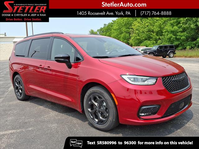 2025 Chrysler Pacifica Hybrid PACIFICA PLUG-IN HYBRID S APPEARANCE