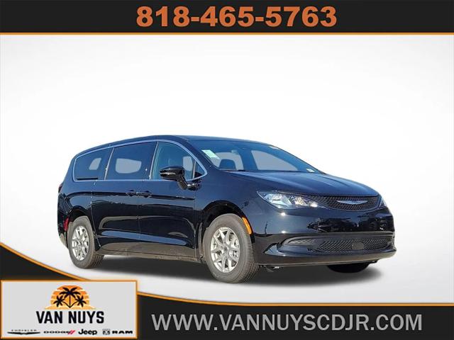 2025 Chrysler Voyager VOYAGER LX