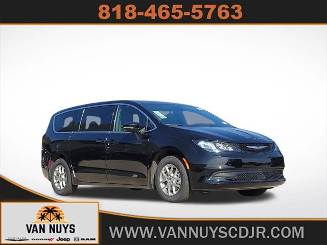 2025 Chrysler Voyager VOYAGER LX