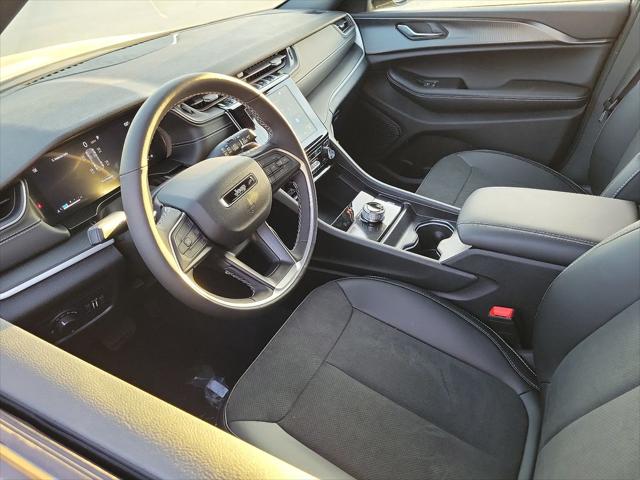 2025 Jeep Grand Cherokee GRAND CHEROKEE ALTITUDE X 4X2