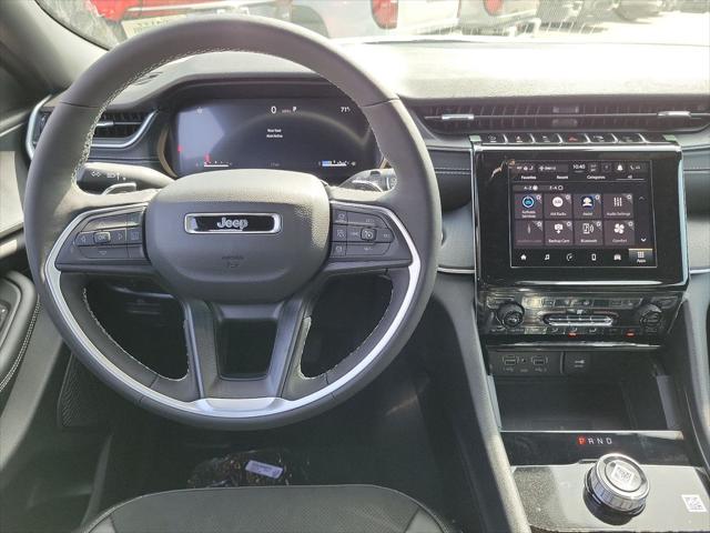 2025 Jeep Grand Cherokee GRAND CHEROKEE ALTITUDE 4X2