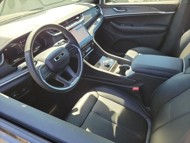 2025 Jeep Grand Cherokee GRAND CHEROKEE LIMITED 4X2