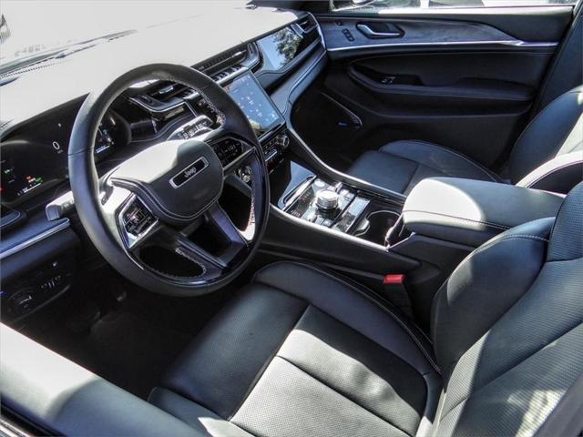 2022 Jeep Grand Cherokee 4xe Overland 4x4