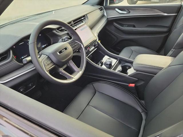 2025 Jeep Grand Cherokee GRAND CHEROKEE LIMITED 4X2