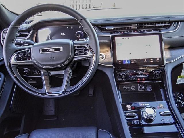 2023 Jeep Grand Cherokee GRAND CHEROKEE OVERLAND 4X4
