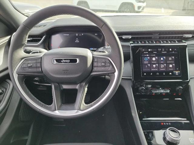 2025 Jeep Grand Cherokee GRAND CHEROKEE L LAREDO X 4X2