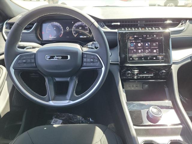 2025 Jeep Grand Cherokee GRAND CHEROKEE L LAREDO X 4X2