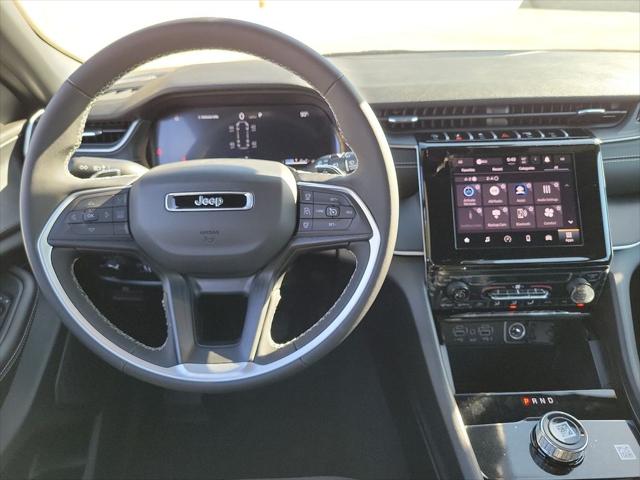 2025 Jeep Grand Cherokee GRAND CHEROKEE L LAREDO 4X2