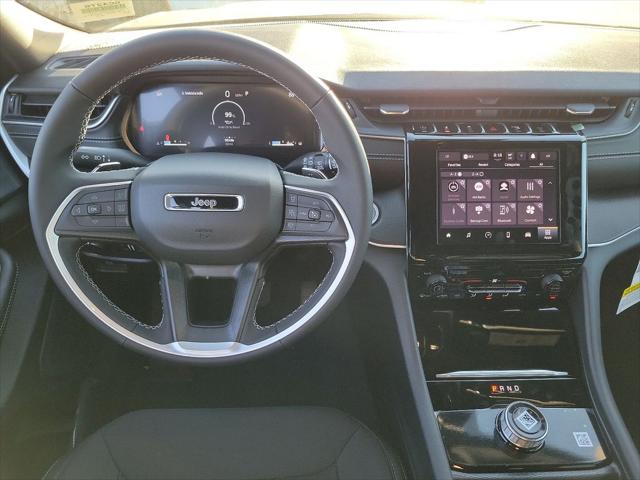 2025 Jeep Grand Cherokee GRAND CHEROKEE L LAREDO X 4X2