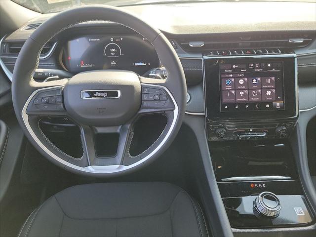 2025 Jeep Grand Cherokee GRAND CHEROKEE L LAREDO X 4X2