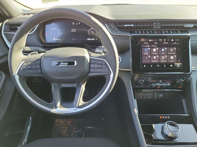 2025 Jeep Grand Cherokee GRAND CHEROKEE L LAREDO 4X2