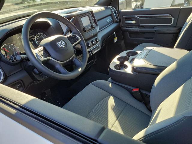 2024 RAM Ram 5500 Chassis Cab RAM 5500 SLT CHASSIS REGULAR CAB 4X2 60 CA